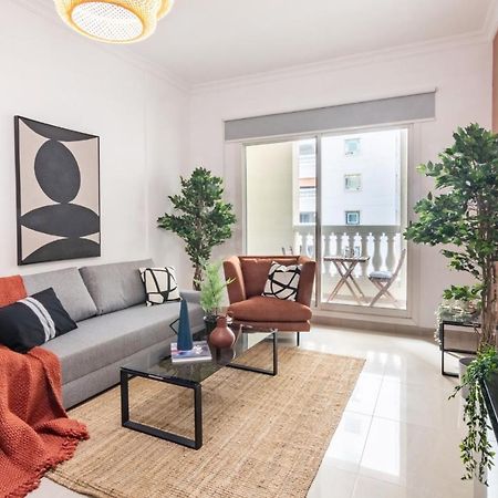 The Smart Concierge - Plaza Residences Дубай Екстериор снимка