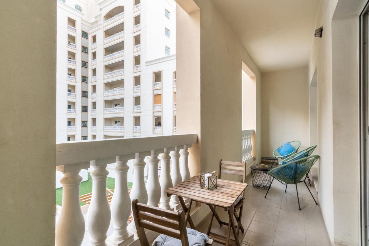 The Smart Concierge - Plaza Residences Дубай Екстериор снимка