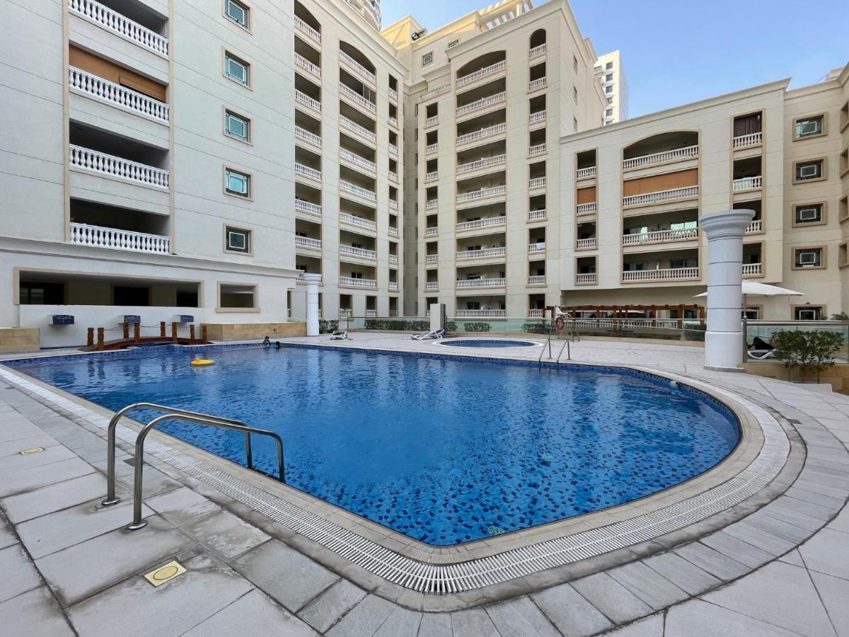 The Smart Concierge - Plaza Residences Дубай Екстериор снимка