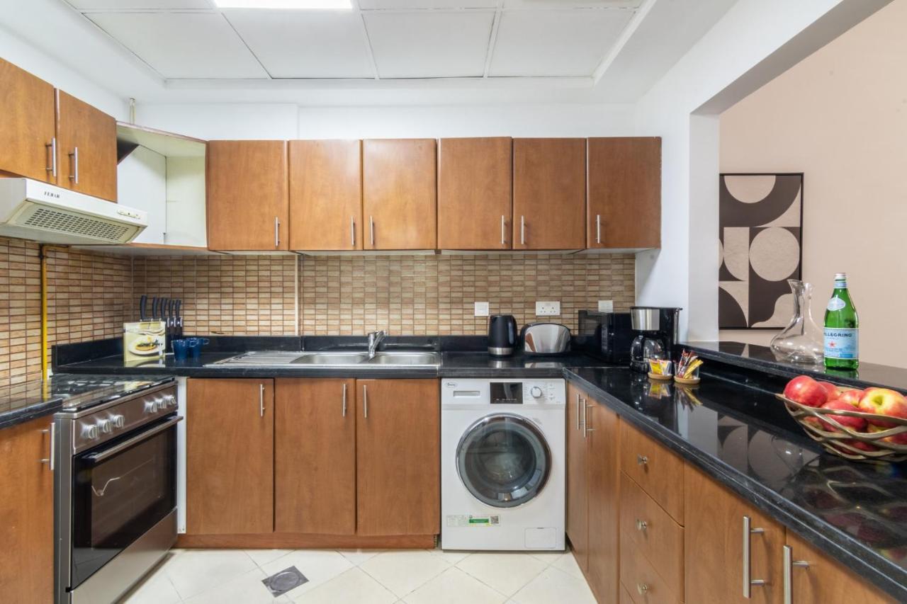 The Smart Concierge - Plaza Residences Дубай Екстериор снимка